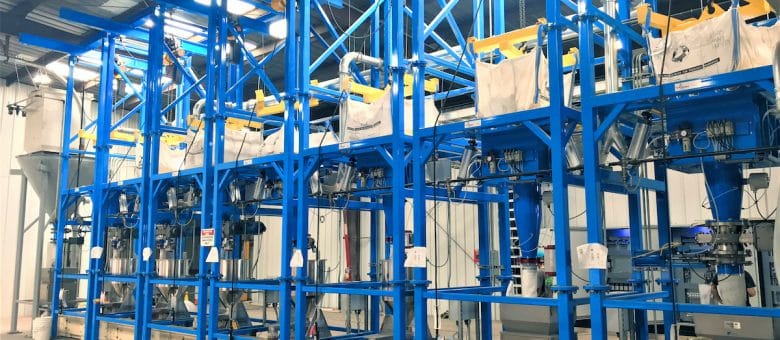 Bulk Bag Unloaders - Inline - Massage-It™ Bulk Bag Unloader Handling Aluminum Oxide