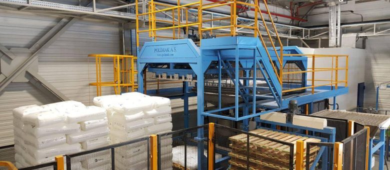 Polimak Automatic Sack Discharge and Extruder Feeding System