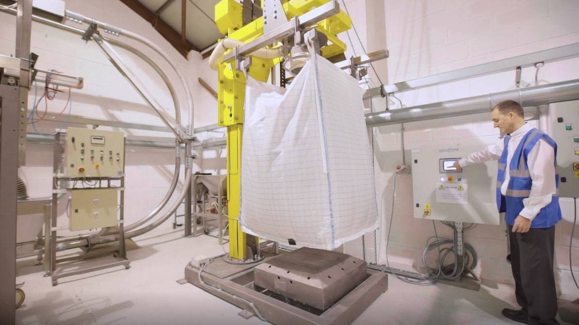 Spiroflow’s CTE Bulk Bag Filler – The Ideal Solution for Powdered Milk and Dairy Products