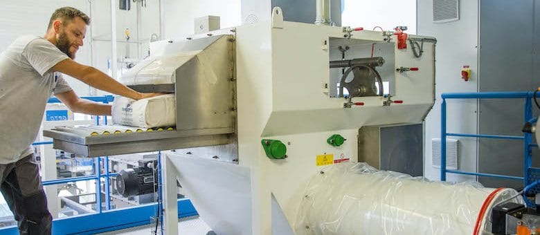Minislit® Automatic Bag Dump Station