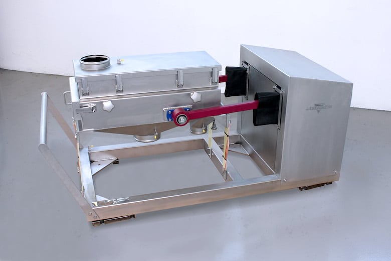 The new Long-Stroke Konti combines the gentle screening process of a long-stroke screening machine with the simple handling and easy cleaning of a JEL Konti II.