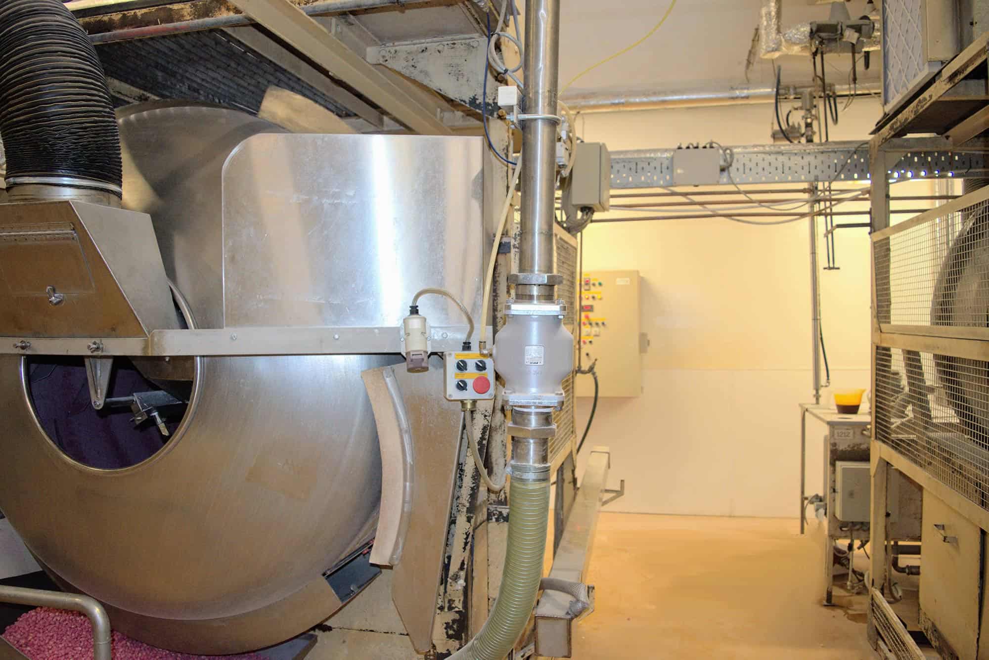 Using Pinch Valves for Hard Candy Flow Control