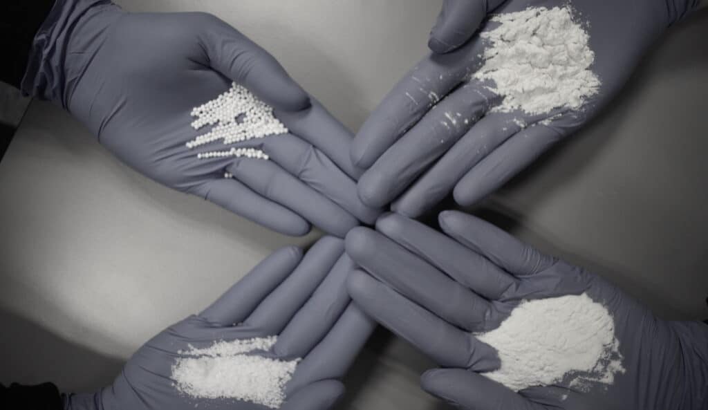 Particle size reduction & Particle forming innovations • BulkInside