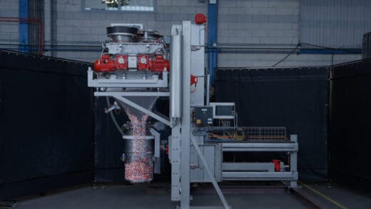 Dinnissen sets new standard for mixing in compact spaces with Pegasus® Moving Mixer