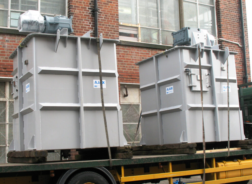 Mixing Plastic? AJAX Screw Mixers Ensure the Perfect Blend
