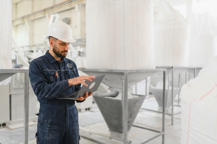 Revolutionising Industrial Safety: Why BFM® Snap-Fit Connectors are Essential for AI-Driven OSH